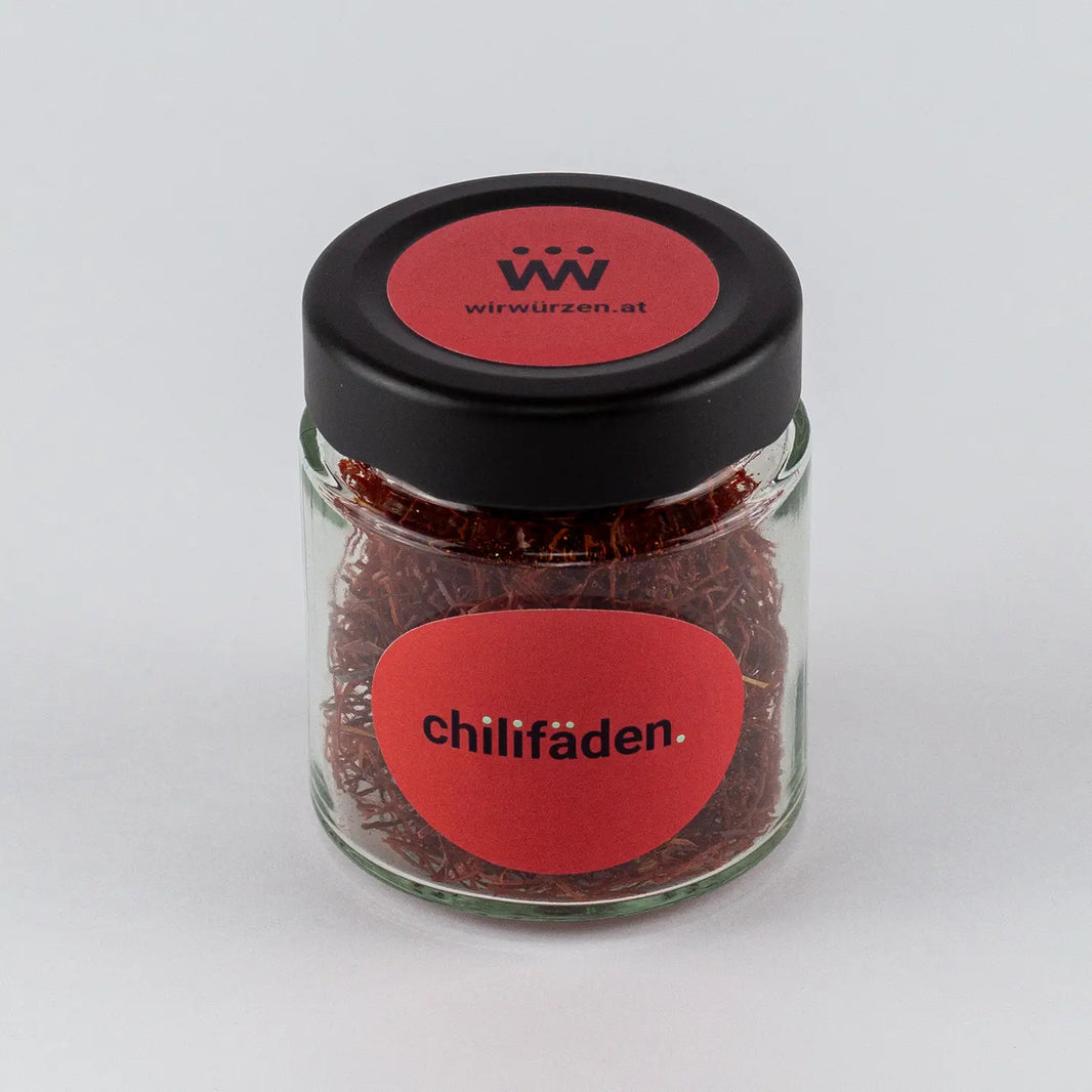 Chili Fäden 10 g Glas – feurige Gewürzfäden, ideal für Fleisch, Suppen, Eintöpfe und dekorative Gerichte